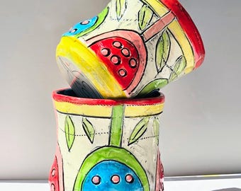 Pair of Juice, Wind, Tea cups