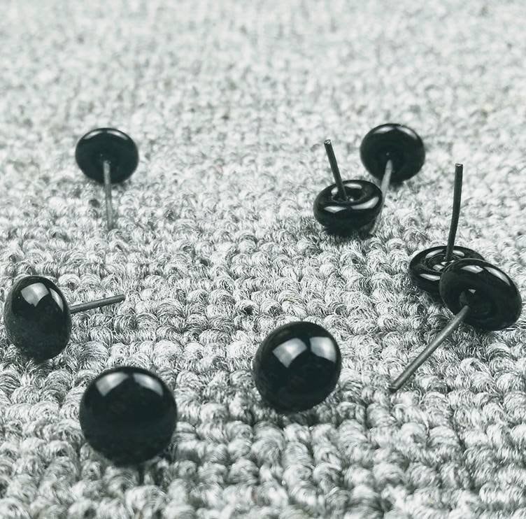 Various sizes black glass pin eyes perfect for needle felting, toy ma…