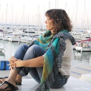 Camargue shawl, crochet pattern in pdf