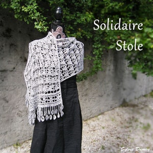 Solidaire stole étole solidaire, crochet pattern in pdf to make a lacy summer stole image 1
