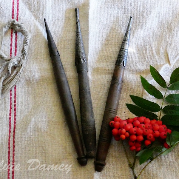 Choose your antique french spindle with metal cap * RARE find * - to spin yarn - vintage from France