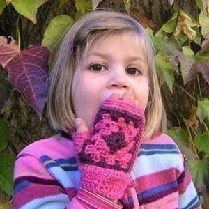 CROCHET PATTERN Granny mitts Tutorial in PDF to crochet granny square fingerless gloves with Noro Silk Garden yarn image 4