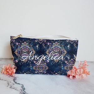 Personalized Celestial Makeup Bag – Custom Name Mandala Cosmetic Pouch, Boho Travel Organizer, Galaxy Gift for Her, Starry Toiletry Bag