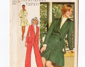 Simplicity 5811 Misses Jacket, Skirt, Pants 70s Vintage Sewing Pattern Size 14 Young Contemporary, Flared Mini Skirt, Shawl Collar