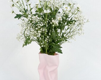 DILEMMAStudio - Stilvolle Design-Vase aus organischem Material