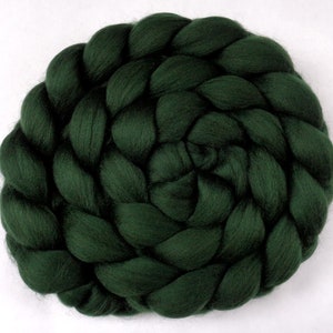Merino roving wool dark moss green 100g/3.5oz, 22 micron felting/spinning fiber, unspun wool top for felt dreadlocks/chunky weaving, gift