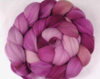 Muted purple pink 16 micron merino hand dyed wool top, spinning/nuno felting/weaving/dreads fiber roving, unspun wool braid, 95g/3.4oz