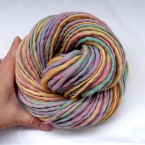 Super bulky handspun merino single yarn 71yds/64m - Pastel II, knitting wool wpi 5, gift, yarn for macraweaving/felting/crochet, 3.5oz/100g