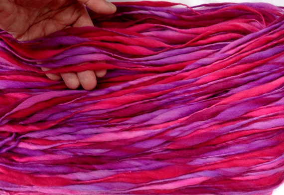 Red handspun merino thick and thin yarn super bulky weaving knitting  71yds/64m