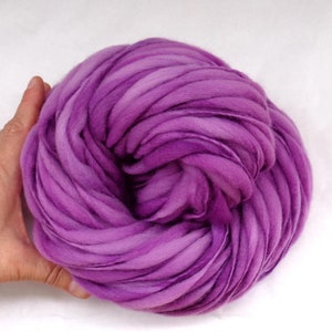 Filé à la main, fin et épais, modèle Diva - 55 g/65 m - laine extra douce teinte à la main - US DDP