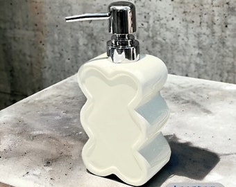 Handmade Ceramic Flower Bathroom Soap Bottle | Minimalist Flower Soap Dispenser | Shampoo Conditioner Bottles | Unique Bathroom Decor