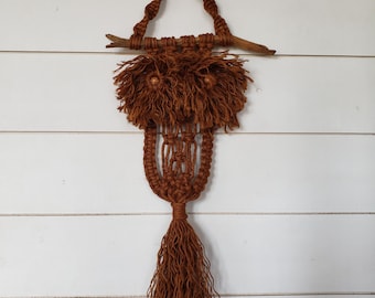 Vintage 1970s brown Macramé Owl Wall Hanging on Driftwood with Beads, Home Décor earthy Hippie