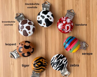 Wood Baby Pacifier Clip, Wooden Dummy Clip, Dummy Holder Clip, Baby Suspender Clip, baby, Personalized pacifier clip,cowhide pacifier clip