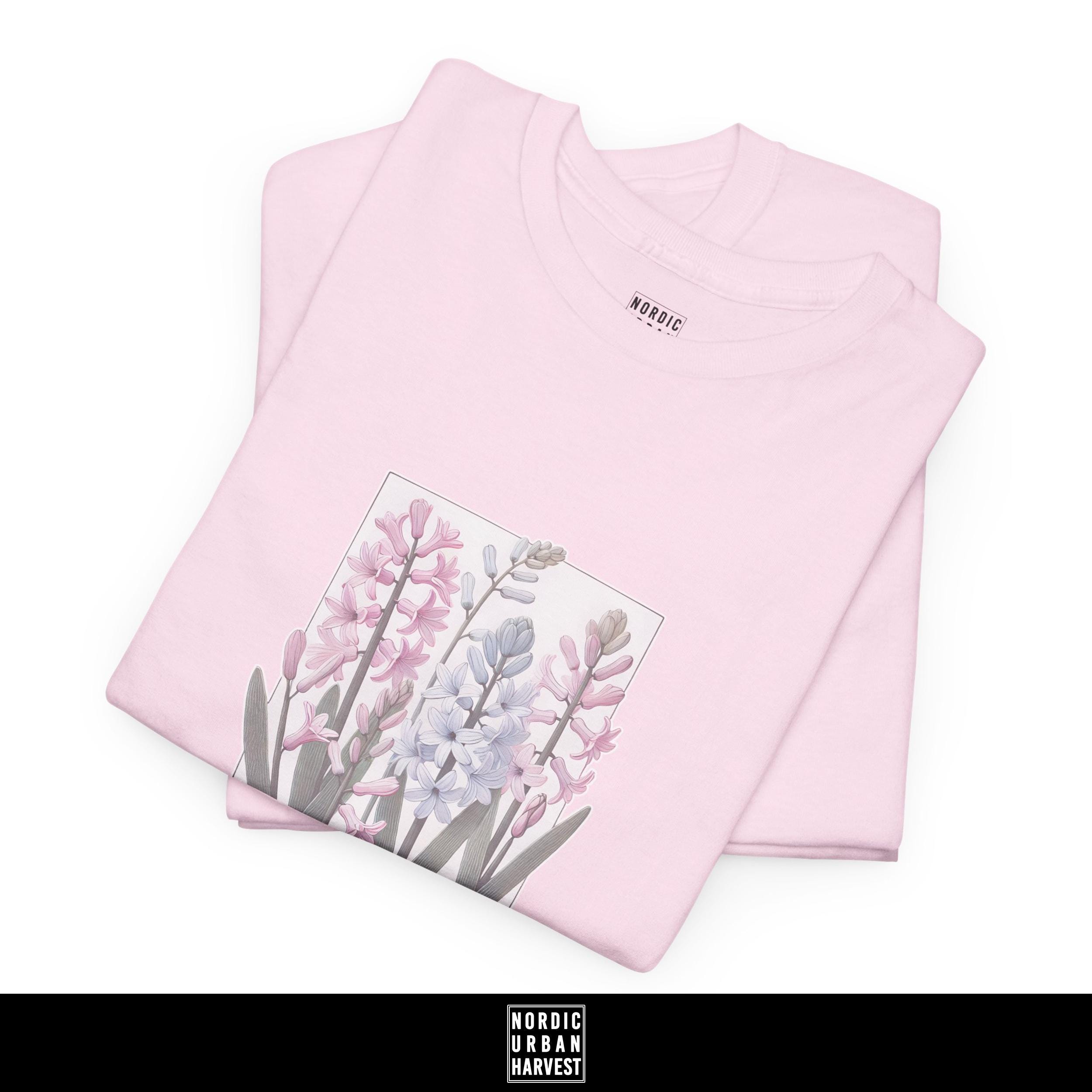 【IFYOUWANT】REVERSE FLOWER T-shirt Amazon.com: Womens In A World Full Of Roses Be A Sunflower V