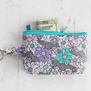 Estuche con cremallera para tarjetas de identificación, lindo y espeluznante, con diseño de murciélagos y flores - Estuche para tarjetas de identificación de trabajo