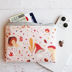 Sleepy mushrooms small zipper pouch