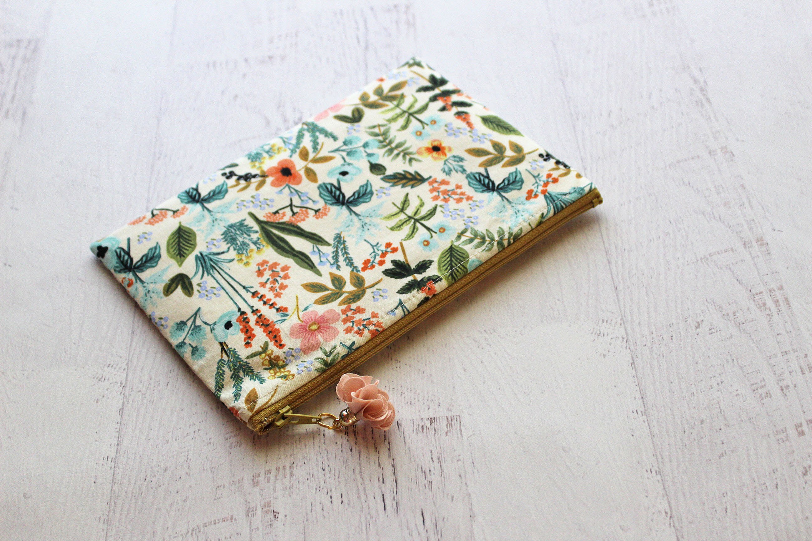 LARGE MAKEUP POUCH MILLAS BACKYARD