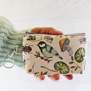 Llavero pequeño con cremallera y portadocumentos - Aves e insectos - Regalos útiles por menos de 15 - Cartera floral para mujer