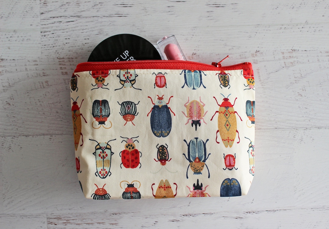 LARGE COSMETIC CASE THE BEETLES main image 1