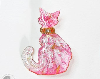 Spilla gatto rosa - Spilla gattino a pelo lungo - Gioielli Maine Coon - OOAK - Collare di cristallo - Regali per gli amanti dei gatti