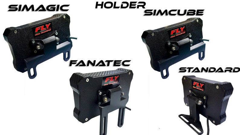 Op de afbeelding: Zwarte sim racing stuurwielhouders met de tekst "SIMAGIC", "SIMCUBE", "FANATEC" en "STANDARD". Elke houder heeft een getextureerd oppervlak en het "FLY"-logo. Ontworpen voor sim racing setups.