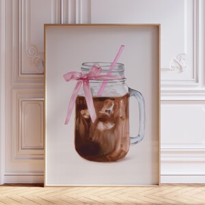 Stampa caffè freddo / Poster caffè / Stampa caffè rosa / Stampa cucina acquerello / Stampa bar femminile / Poster chic da cucina