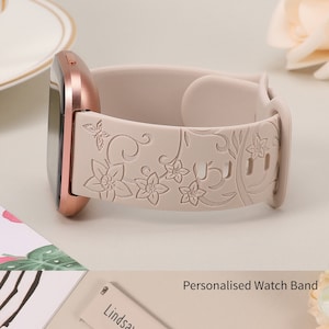 Personalised Floral Engraved Watch Band Fitbit Versa 2 Band/Versa Band/Versa Lite/Versa SE, Soft Silicone Cute Wildflowers Sport Watch Strap