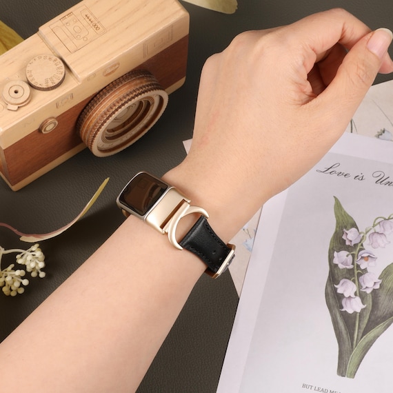 Flower Engraved Silicone Band For Fitbit Charge 5/6 - Cute Floral Sport Strap Replacement For Women