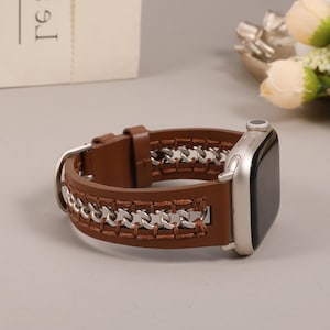 Correa de cuero artesanal para Apple Watch con detalles de cadena | Correa premium para iWatch de 38/40/41/42/44/45/46/49 mm para mujer, ideal para regalar