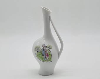 Rosenthal Vase 2592 Pregnant Luise Porcelain Design Fritz Heidenreich Raymond Peynet Lufthansa 1960s 1970s 60s 70s 60s 70s