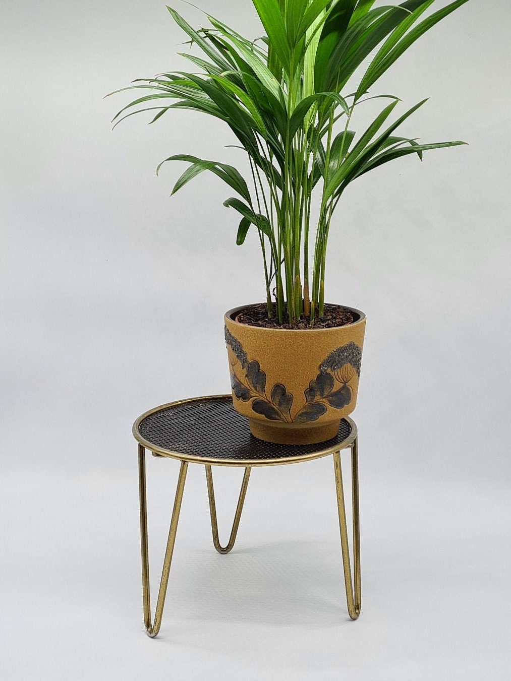 Flower stool tripod brass tripod side stool mid century modern vintage design 1950s 1960s 50s 60s 50s 60s 1950s 1960s wgp mcm