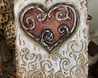 SWIRLY HEART Wall Art Tile, Artifact Plaque, Valentine Wall Decor Tile, Lovers Wall Art, Love Heart Tile, Memory Block Art, Rustic Shelf Art