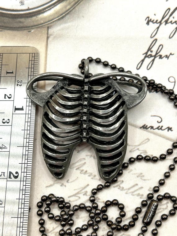 Vintage Goth Gothic Skeleton Rib Cage Dark Metal Larg… - Gem