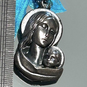 Vintage Virgin Mother Mary Silver Tone Religious Medal Pendant Charm Marked Italy With Child Baby Jesus