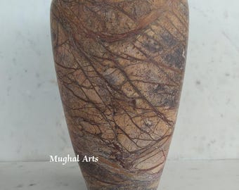 Handcrafted Marble Flower Vase: Rustic Mughal Home Decor