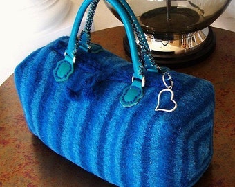 The Felted Boxey Bag .....a KNITTING PATTERN   PDF instant download