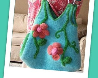 Pyramid Tote - Upgraded - A Felted Knitting Pattern - PDF, digital delivery only