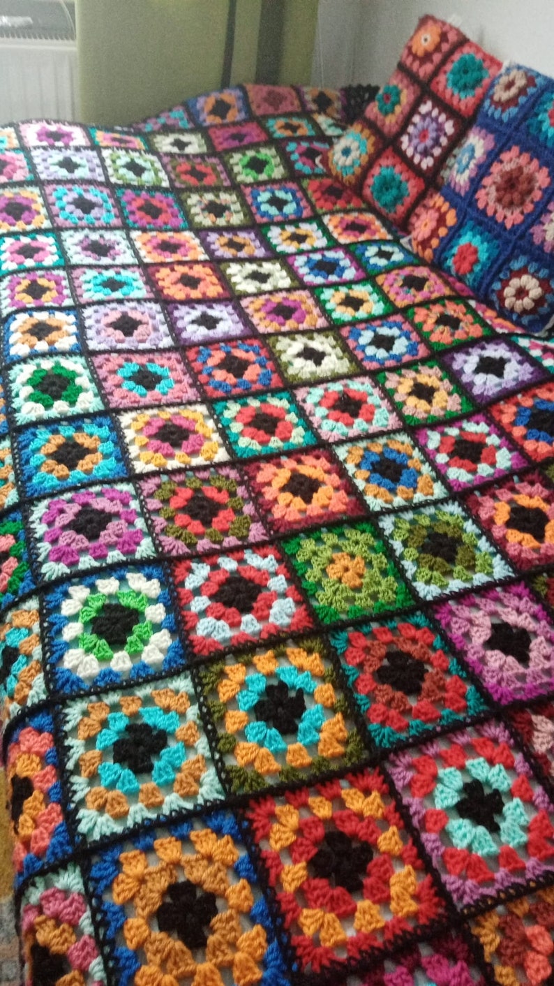 Patchwork bedspread hand knitted image 2