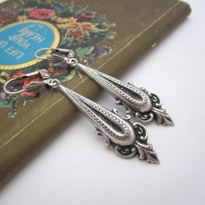 Vintage Earrings Art Nouveau Long Dangle Antique Silver Vintage Design Handmade USA Gift Earrings