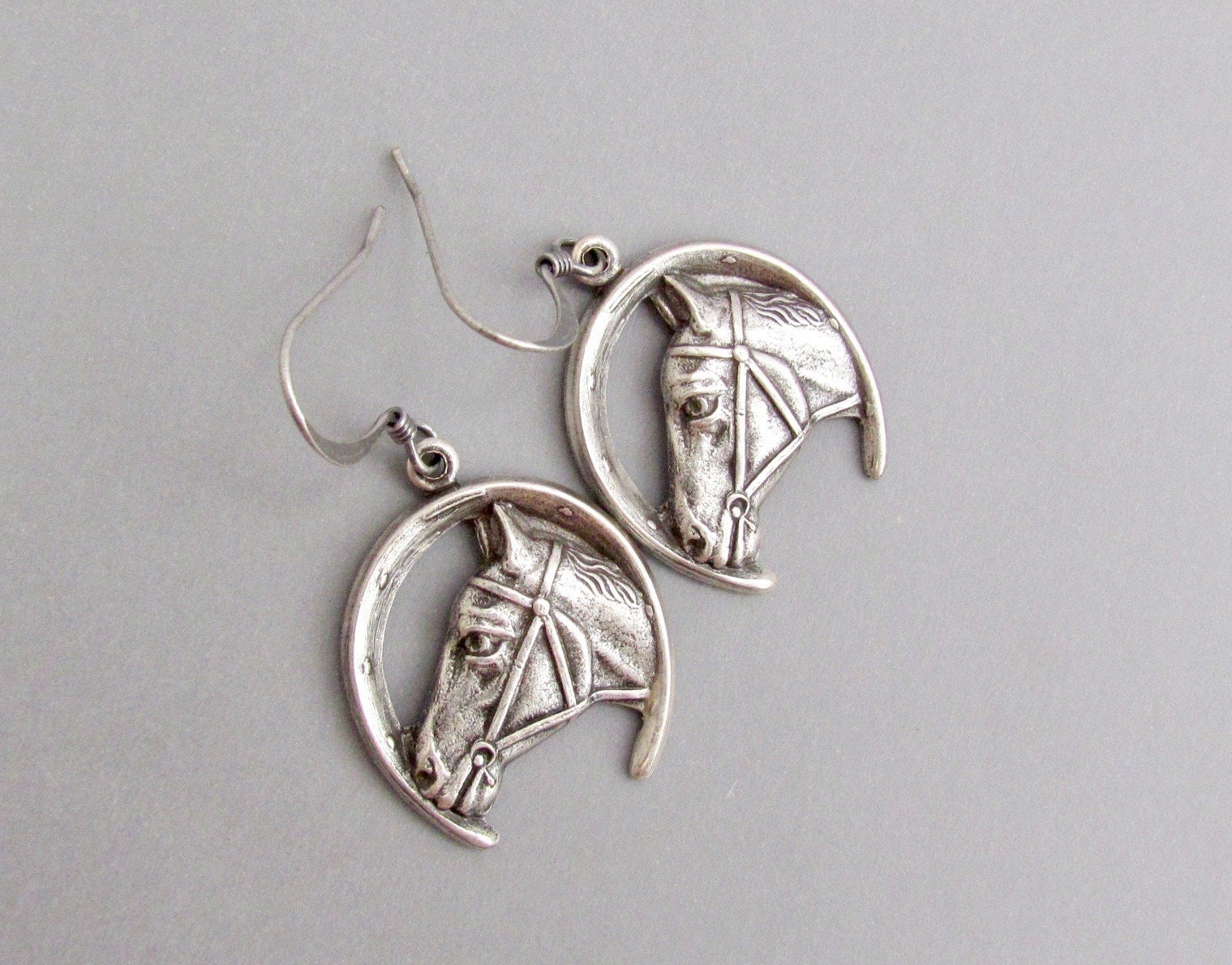 Lexington Horse Earring main image 1