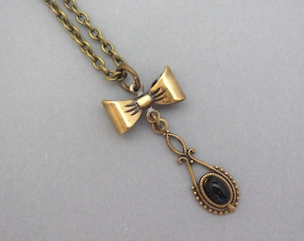 Art Deco Bow Pendant Necklace Black Glass Antiqued Brass Chain Gift for Her Vintage Style Romancecore Lovecore Birthday Gift Necklace
