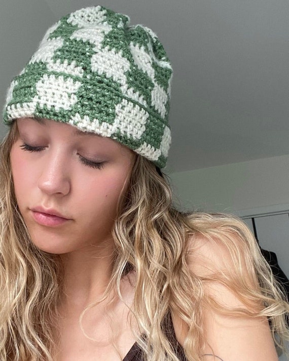 Berretto a quadri fatto a mano all'uncinetto Verde salvia e