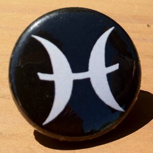 Pisces button, magnet, or bottle opener image 3