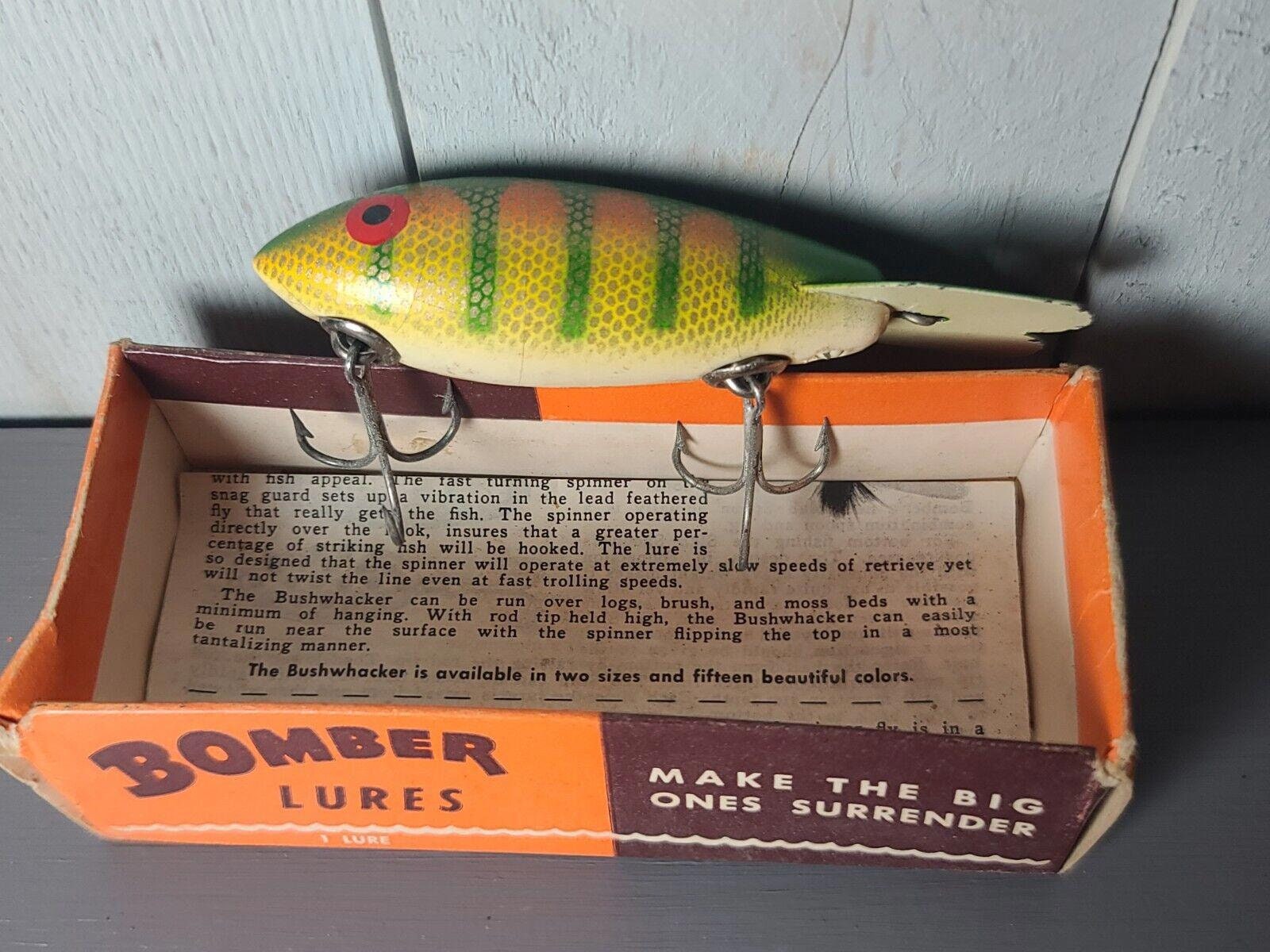 Bomber Lure With Box 
