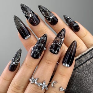 Dark Feminine Black Lace Freestyle Rhinestone 3D Chrome Press on Nails Gothic style Reusable Gel Tips Fake Nails