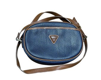 Guess 90s Navy Pebbled Leather Oval Camera Crossbody Purse Bag Vintage Brown Mom