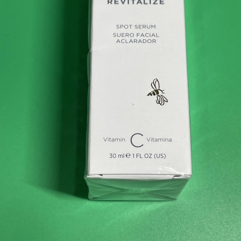 Suero revitalizante para imperfecciones con jalea real de Jafra, 30 ml (1 onza líquida), sellado. imagen 3