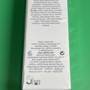 Suero revitalizante para imperfecciones con jalea real de Jafra, 30 ml (1 onza líquida), sellado. imagen 6
