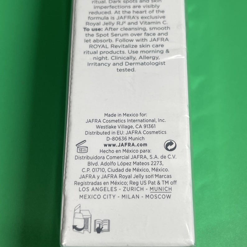 Suero revitalizante para imperfecciones con jalea real de Jafra, 30 ml (1 onza líquida), sellado. imagen 6
