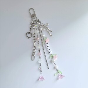 BIII-:P - kpop xlov evol chunky keychain